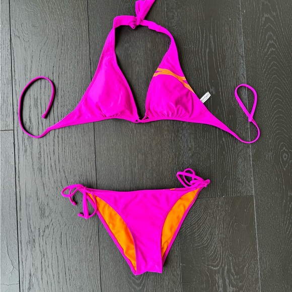 Women’s swimsuit Calvin Klein - Picture 1 of 2